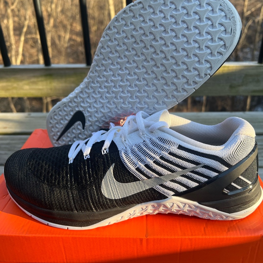 Nike Black and White Training Shoes